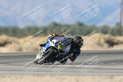 media/Nov-01-2025-CVMA (Sat) [[fc0f7531b8]]/Race 11-Amateur Supersport Open/